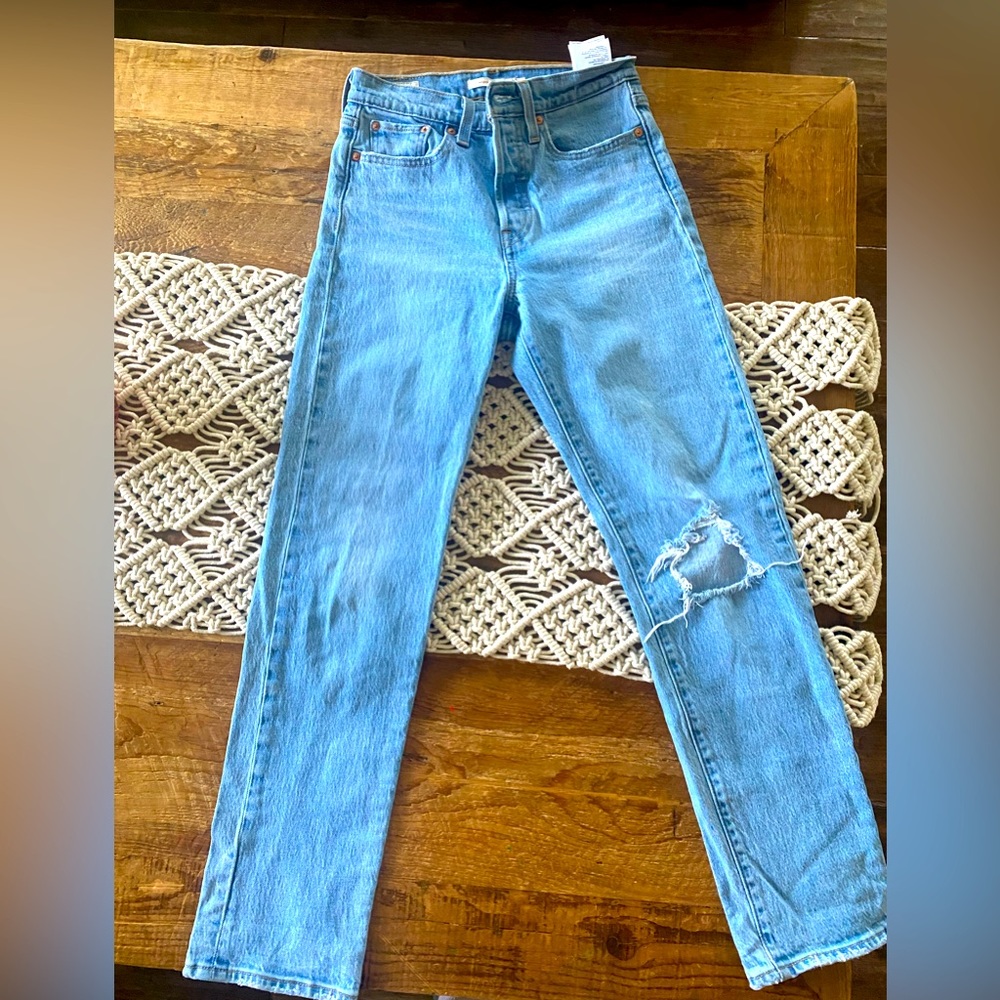 Levis Jeans, size 24